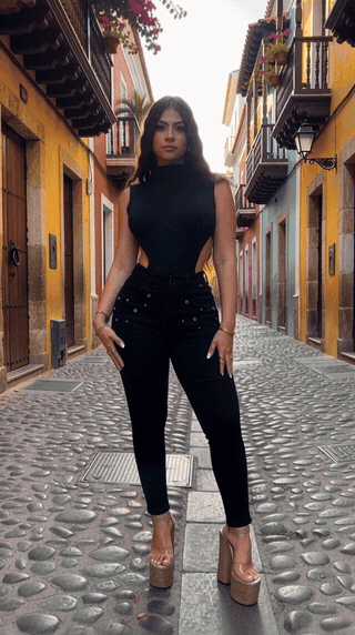 Jeans Negro Ojalete Vistas
