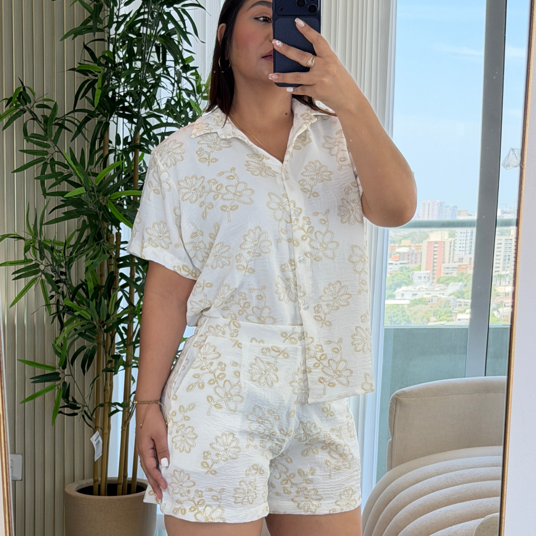 CONJUNTO LINOLY EN TELA LINO